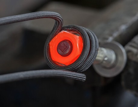 BETEX iDuctor - Red hot bolt after heating